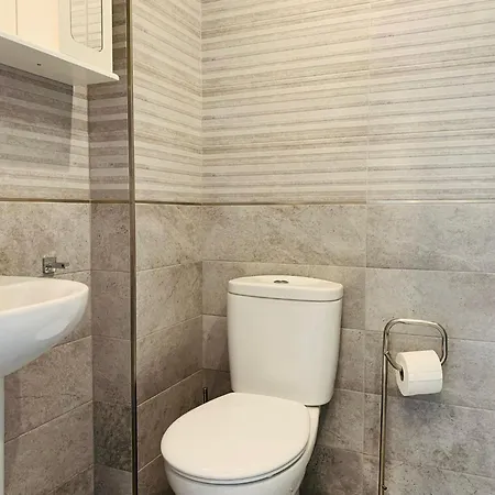 Apartment Stunning In Marbella